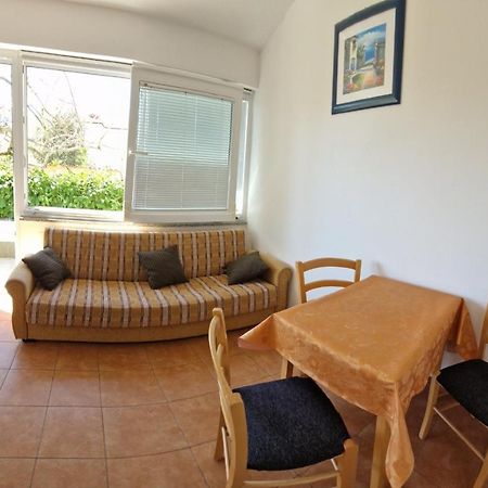 Apartments Vuceric Перой Экстерьер фото